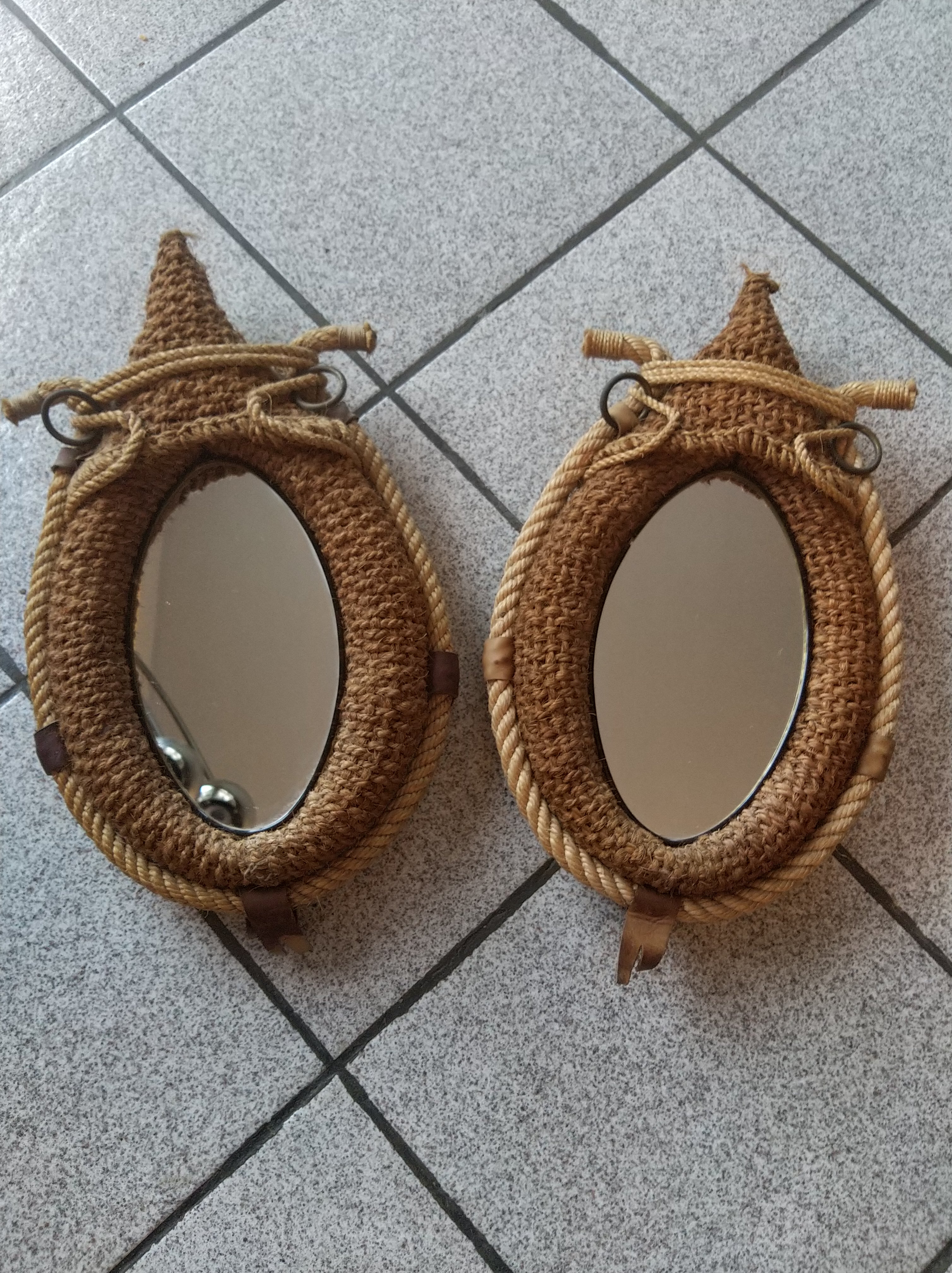 Miroir ancien collier de cheval en cuir vieilli